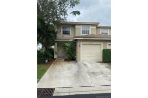 8623 N Southgate Shores Cir, Tamarac, FL 33321, Sold 11/19/21