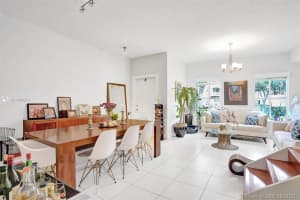 8942 W Flagler St, Miami, FL 33174, Sold 10/12/21