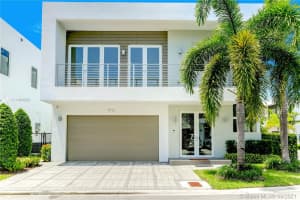 9721 NW 74th Terrace, Doral, FL 33178, Sold 02/18/22