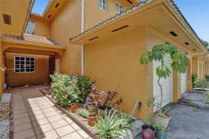 7510 NW 175th St, Hialeah, FL 33015, Sold 10/04/21