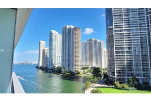 200 Biscayne Blvd Way, Miami, FL 33131, Sold 02/16/22