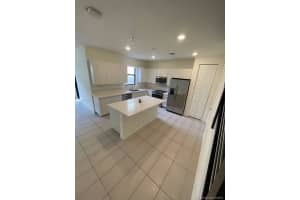 10564 NW 81st Terrace, Doral, FL 33178, Sold 01/21/22