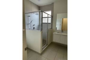 10564 NW 81st Terrace, Doral, FL 33178, Sold 01/21/22