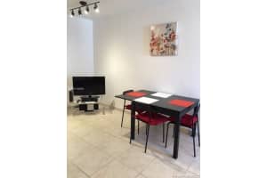 100 Lincoln Rd, Miami Beach, FL 33139, Sold 01/31/23
