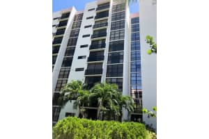 16919 N Bay Rd, Sunny Isles Beach, FL 33160, Sold 02/28/22