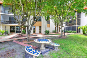 671 NE 195th St, North Miami Beach, FL 33179, Sold 12/16/21