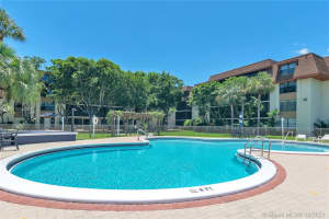 671 NE 195th St, North Miami Beach, FL 33179, Sold 12/16/21