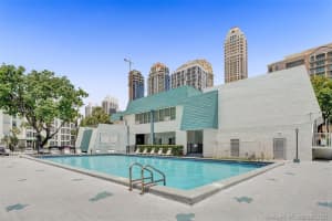 17620 Atlantic Blvd, Sunny Isles Beach, FL 33160, Sold 11/05/21