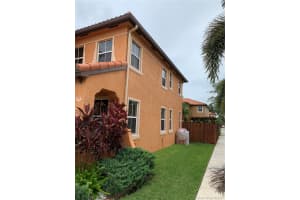 2663 SW 152nd Pl, Miami, FL 33185, Sold 09/03/21