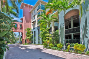 235 NE 1st St, Delray Beach, FL 33444, Sold 09/24/21