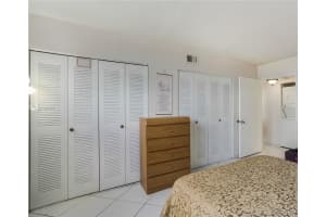 8321 NW 7th St, Miami, FL 33126, Sold 10/07/21