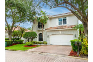 1563 Breakwater Terrace, Hollywood, FL 33019, Sold 01/12/22