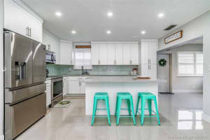 3220 Sheridan Ln, Hollywood, FL 33021, Sold 10/01/21