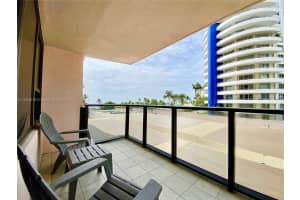 5225 Collins Ave, Miami, FL 33140, Sold 07/29/22