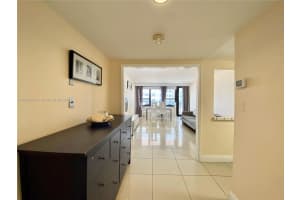 5225 Collins Ave, Miami, FL 33140, Sold 07/29/22