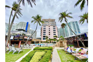 5225 Collins Ave, Miami, FL 33140, Sold 07/01/22