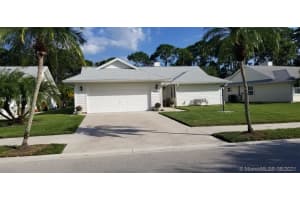 6761 SE Lillian Ct, Stuart, FL 34997, Sold 10/07/21