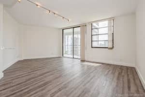 20500 W Country Club Dr, Aventura, FL 33180, Sold 02/28/22