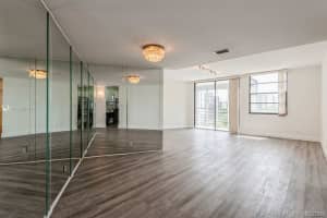 20500 W Country Club Dr, Aventura, FL 33180, Sold 02/28/22