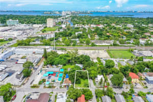 7701 Ne 3rd Ct, Miami