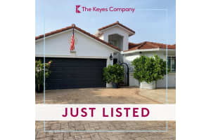 7971 NW 186th Terrace, Hialeah, FL 33015, Sold 09/15/21