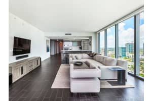 460 NE 28th St, Miami, FL 33137, Sold 11/04/21
