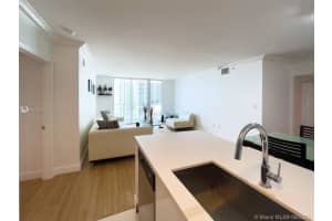 1155 Brickell Bay Dr, Miami, FL 33131, Sold 09/02/21