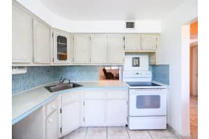 1550 NE 191st St, Miami, FL 33179, Sold 11/12/21