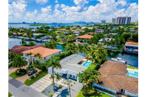 2020 NE 121st Rd, North Miami, FL 33181, Sold 11/22/21