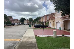 5974 SW 162nd Pl, Miami, FL 33193, Sold 10/01/21