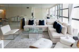600 Parkview Dr # 1132, Hallandale Beach, FL 33009, Sold 01/27/22