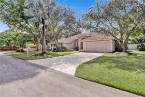 18510 SW 78th Pl, Cutler Bay, FL 33157, Sold 01/10/22