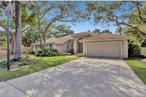 18510 SW 78th Pl, Cutler Bay, FL 33157, Sold 01/10/22
