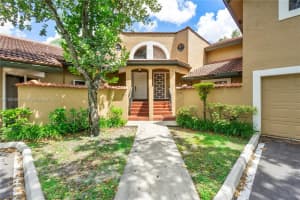 8935 W Sunrise Blvd, Plantation, FL 33322, Sold 07/25/22