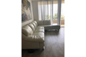 19501 W Country Club Dr, Aventura, FL 33180, Sold 01/31/22