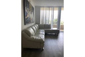 19501 W Country Club Dr, Aventura, FL 33180, Sold 01/31/22