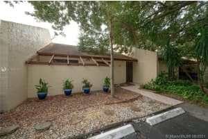 1607 NW 96th Ave, Pembroke Pines, FL 33024, Sold 11/01/21