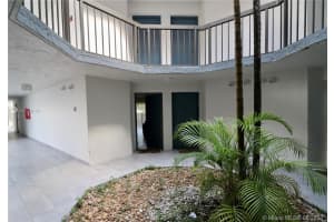 9435 Fontainebleau Blvd, Miami, FL 33172, Sold 09/27/21