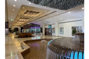 825 Brickell Bay Dr, Miami, FL 33131, Sold 10/22/21