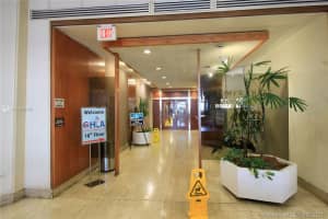 825 Brickell Bay Dr, Miami, FL 33131, Sold 10/22/21