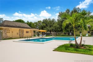 8621 SW 137th Ave, Miami, FL 33183, Sold 10/13/21