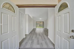 10130 Sheridan St, Pembroke Pines, FL 33026, Sold 09/24/21