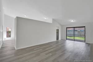 10130 Sheridan St, Pembroke Pines, FL 33026, Sold 09/24/21