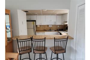 9150 Fontainebleau Blvd, Miami, FL 33172, Sold 10/20/21