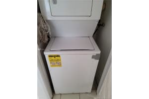 9150 Fontainebleau Blvd, Miami, FL 33172, Sold 10/20/21