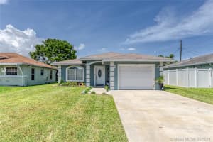 2209 Atlanta St, Hollywood, FL 33020, Sold 10/18/21