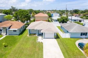 2209 Atlanta St, Hollywood, FL 33020, Sold 10/18/21
