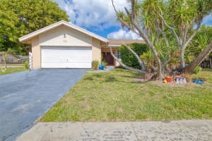 621 NW 48th Ave, Coconut Creek, FL 33063, Sold 11/11/21