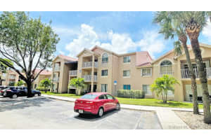 10630 SW 157th Ct, Miami, FL 33196, Sold 11/16/21