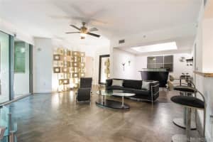 110 Washington Ave, Miami Beach, FL 33139, Sold 11/15/21